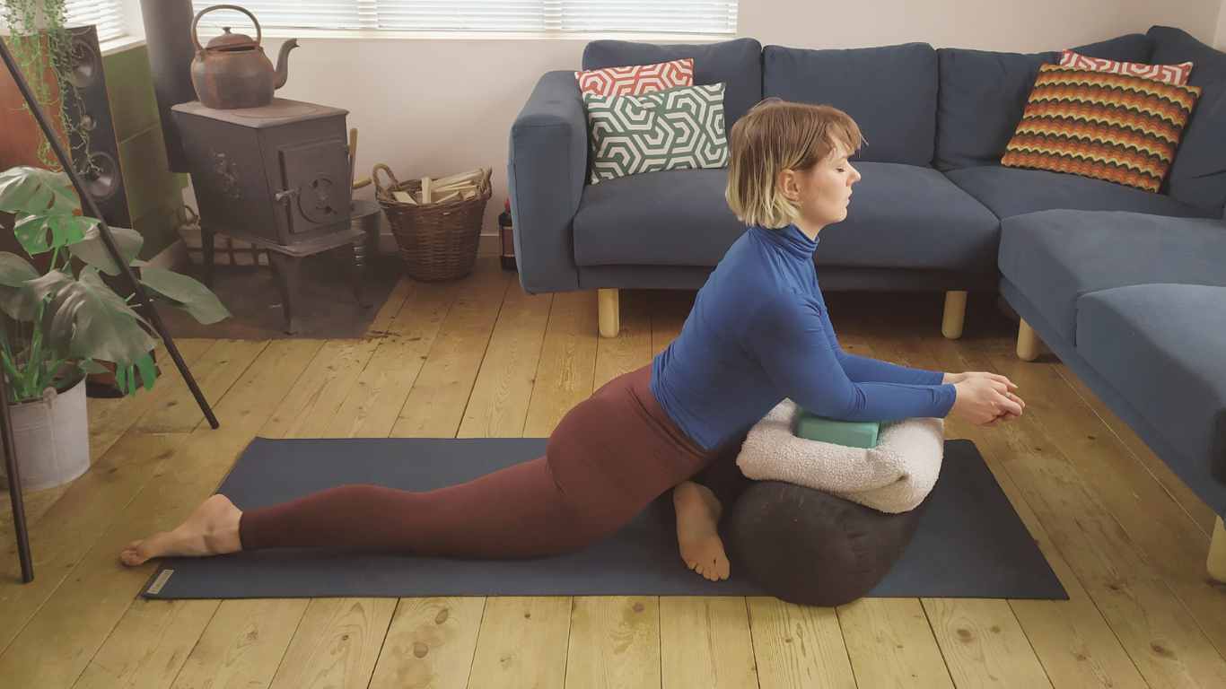 Yin Yoga in Roden: Ontspanning en Diepe Stretch voor Lichaam en Geest 